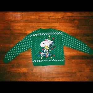 Forever 21 Sweaters - 🥜💚Peanuts -Non Ugly- Christmas sweater Forever 21 Sweaters - 🥜💚Peanuts -Non Ugly- Christmas sweater